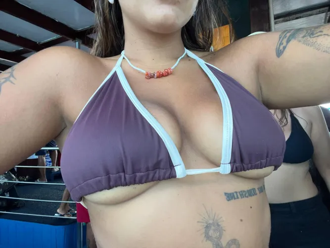 Thumbnail A Little Bit of Cleavage Won't Hurt Anyone by flora_OFxo