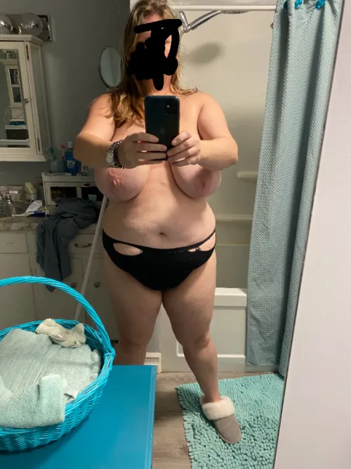 Thumbnail Requesting Touch with Basic_Reception_9837 in chubby