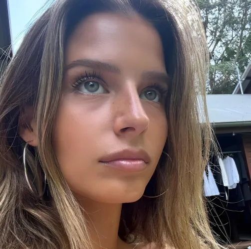 Thumbnail Radiant Beauty: Meet Stephanie Mandich by SouthFL-guy