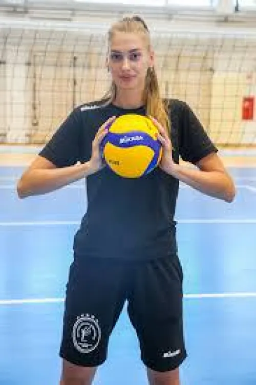 Thumbnail Anastasiya Bezsonova: The Power Player - CandaceKnight12