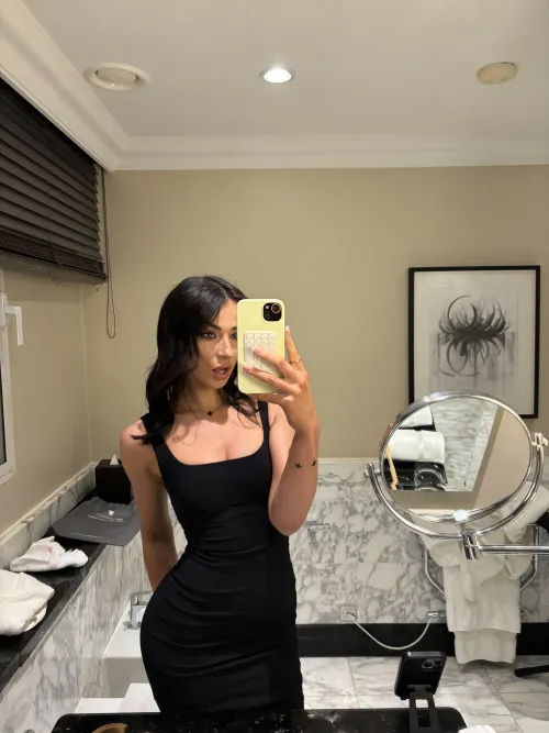Thumbnail CherryDiva_ as Your Perfect Date in a Tight Dress