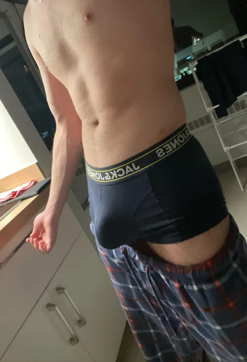 Thumbnail Analyzing 18 Gay After Shower Horniness: Author Big-Mention-4290