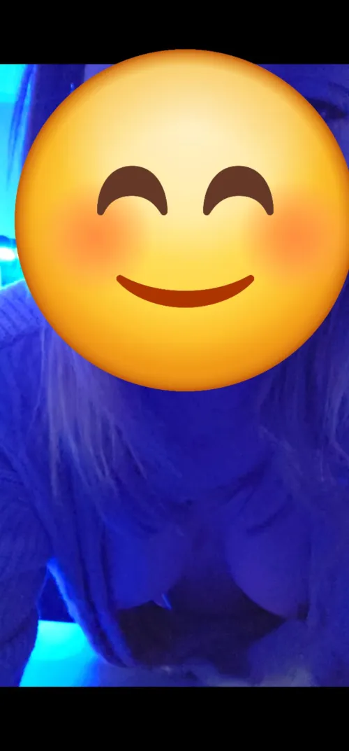 Thumbnail Meet My GF in the Downblouse Category with bbabesx