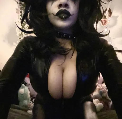 Thumbnail Dare to Be Bold: Embracing the Big Tiddy Goth Aesthetic | No-Zone-3908