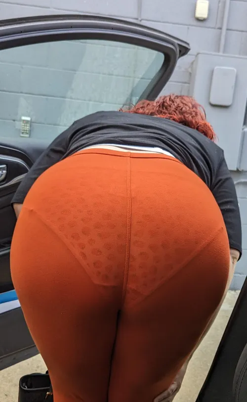 Thumbnail KWifeyToo's Insider Look: See-Through Milf Panties at the Store