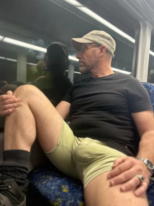 Thumbnail BruceTaylor1972: 52 Gay Spotted on Sydney Train in Bulges
