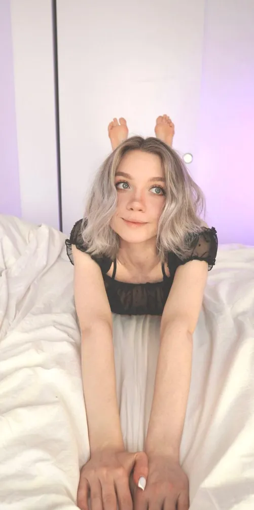 Thumbnail Dreamy Petite Blonde's Naughty Thoughts Revealed