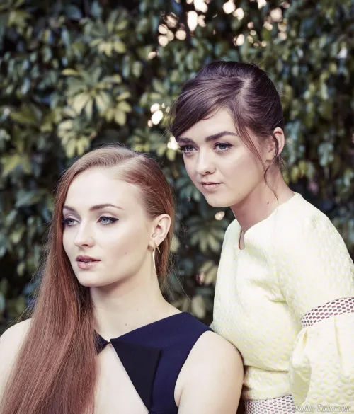 Thumbnail The Duo: Sophie Turner and Maisie Williams by blood_smoker