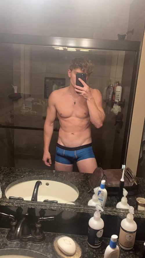 Thumbnail Acceptable_Tune9981: Unveiling 21 Straight in Bulges