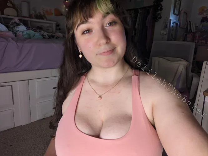 Thumbnail DelilahTheBaker Loves Classic Sports Bra Appeal - Cleavage