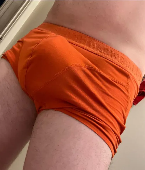 Thumbnail Sensual-stud Shares: 24 Bi Woke Up Horny - Bulge Secrets Unveiled