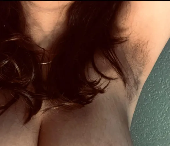 Thumbnail Seductive Inquiry: 'Would you clean me' by 2hot2handle2day