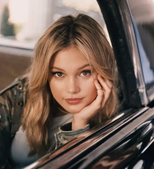 Thumbnail Olivia Holt's Radiant Beauty by rom003