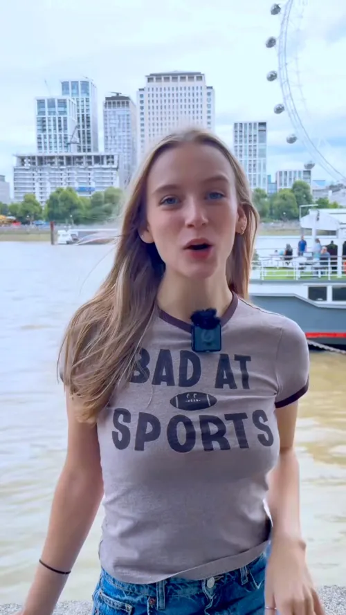 Thumbnail Emmy Steuer: Capturing the Essence of PrettyGirls