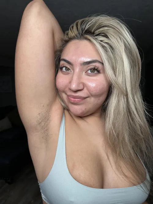 Thumbnail Stubble on Girls: Share Your Thoughts | 420lexisexi's Perspective