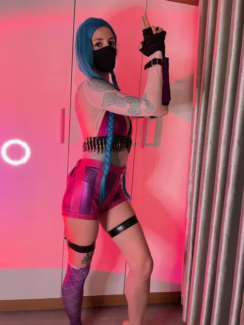 Thumbnail Boun1942a1's Cosplay Delights: Jinx Arcane Fantasy Unveiled