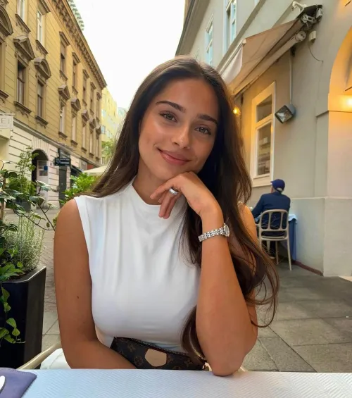 Thumbnail Julia Knezevic in the Spotlight by tumblrvogue in PrettyGirls Category