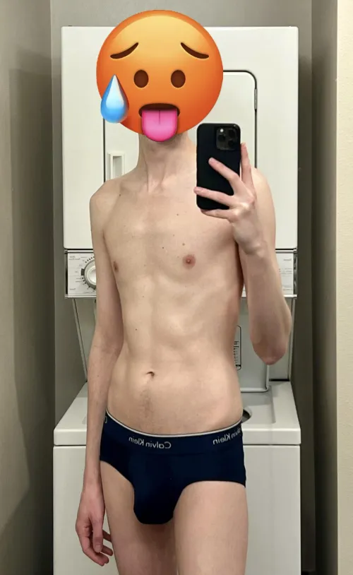 Thumbnail Exploring 28 Gay: An Intriguing Read by steele_rock in Bulges