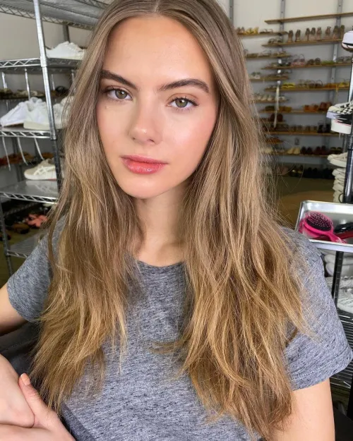 Thumbnail Kate Demianova: Captivating Beauty in Every Shot