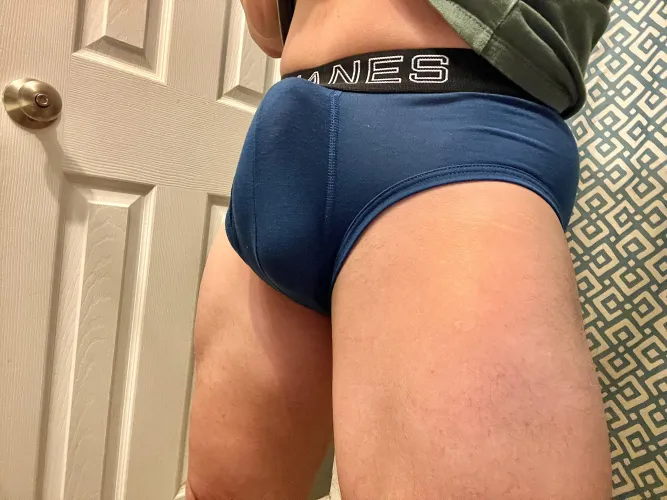 Thumbnail Packed Encounters: 38 Straight's Journey in Bulges