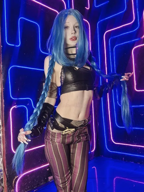 Thumbnail DecayTattoo NSFWCostumes: Jinx League of Legends by lilmollypill