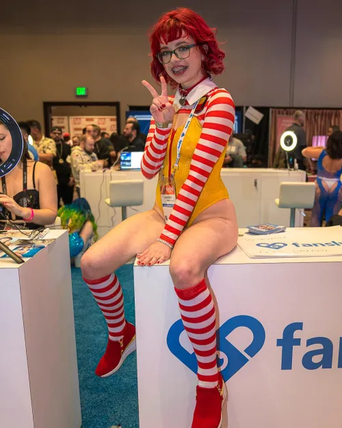 Thumbnail Playful Cosplay: McDonalds Inspired Delights at a Convention by LilpirahnaX