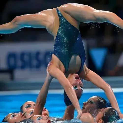 Thumbnail Flexibility Unleashed: money4notathing's Very Flexible Beauty