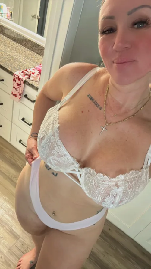 Thumbnail Fitandfoodie: Call Me Baby | AmazingCurves