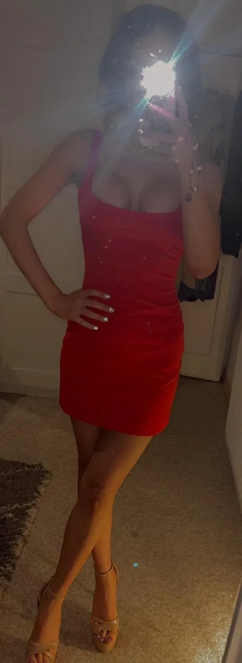 Thumbnail Stunning in Red: Marshmallow_c16 Tight Dress Affair
