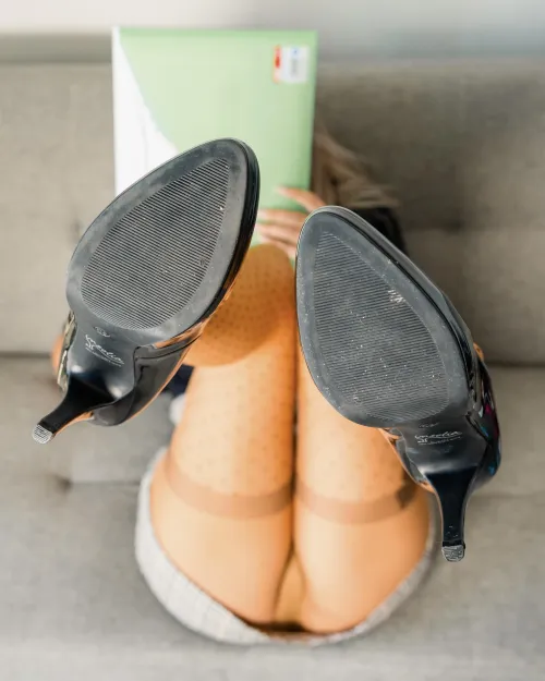 Thumbnail Elegance Defined: Embracing Heels and Pantyhose by kathysnylon