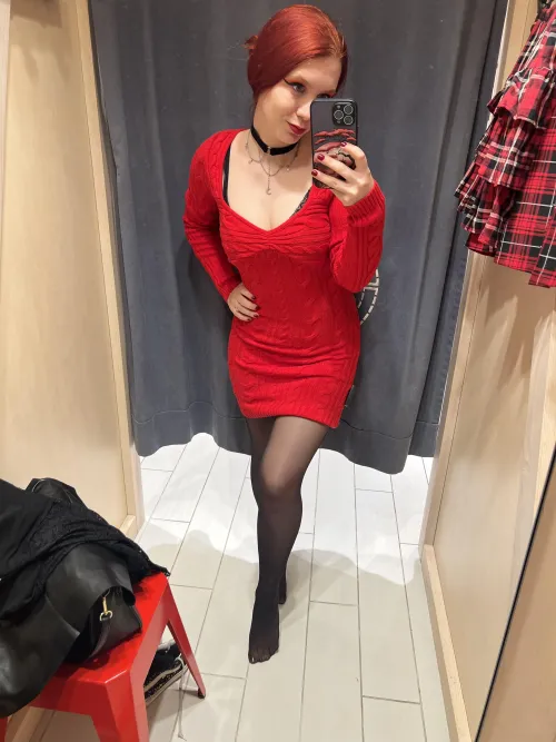Thumbnail Ravishing Red Dress Fashion by ichigo_emaa