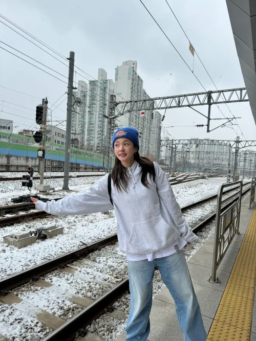 Thumbnail Atlast_89P13 PrettyGirls: Kwon Nana Nayeon's Beauty