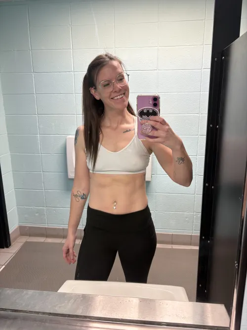 Thumbnail Enjoy the Glow: After Workout Selfie by Hedontastical