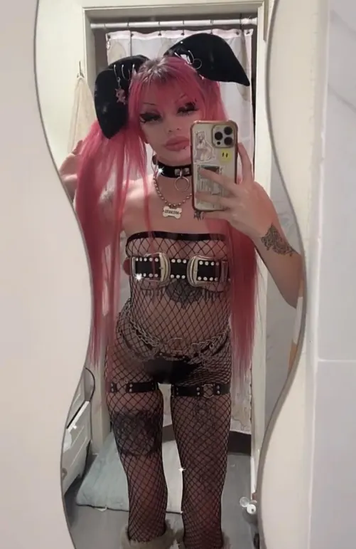 Thumbnail Naughty Punishments: hentaibratt's Provocations in Petplay