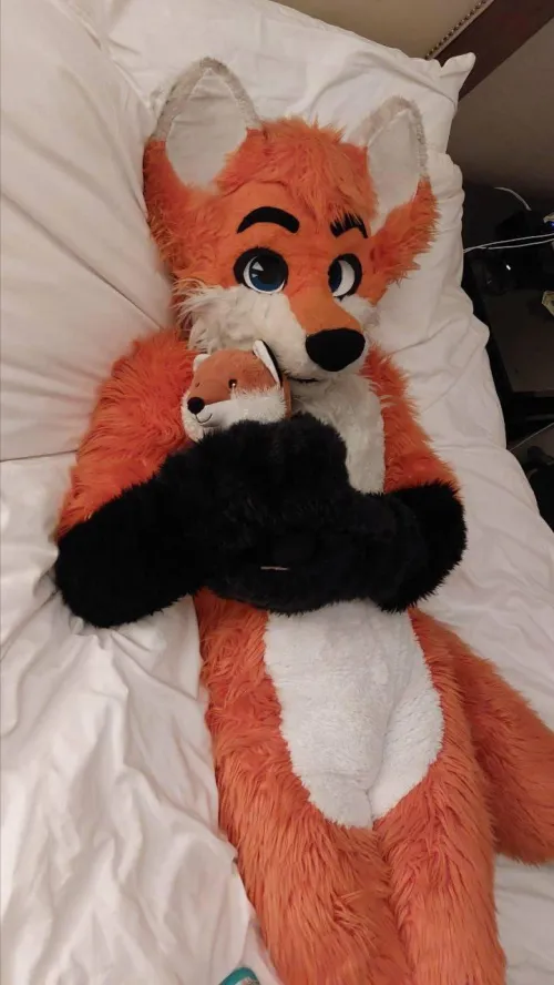 Thumbnail blaze_the_foxx Shares 'mine gtwlt' Furry Creation