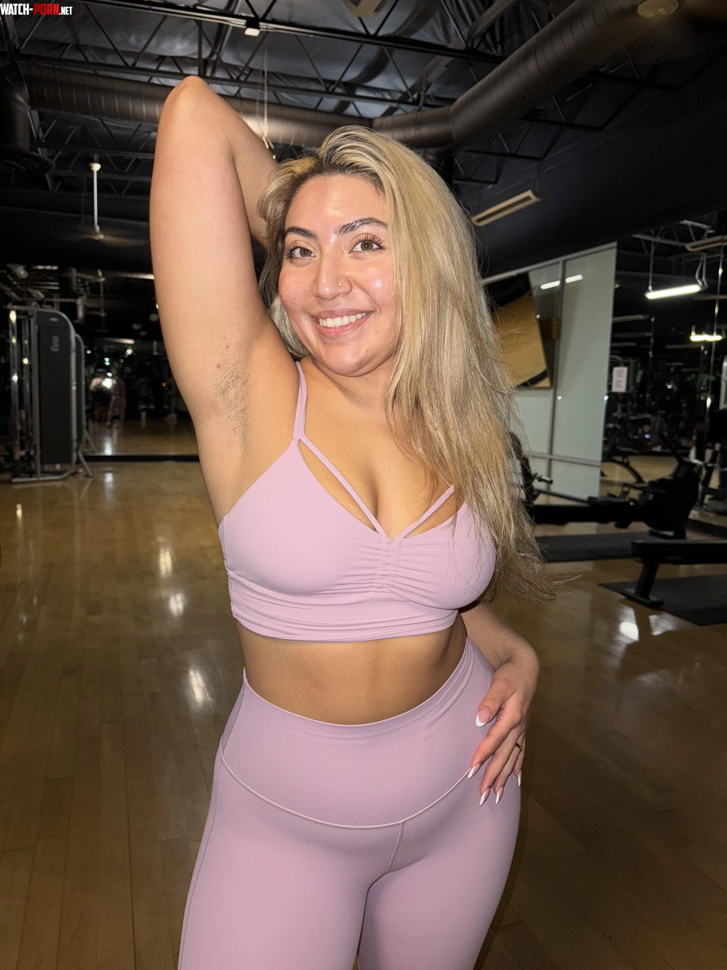 Smell them after the gym by 420lexisexi