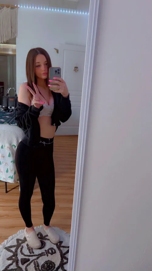 Thumbnail Lilbabybear02's Kneeling Request: Intense Pleasure | OnlyFansPromotions