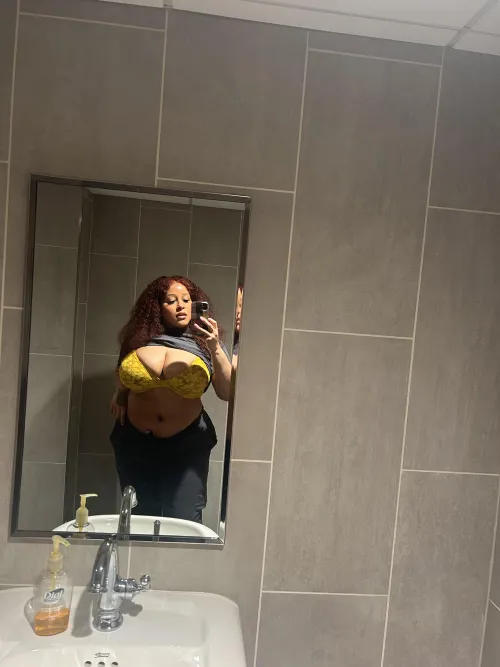 Thumbnail BBW Chronicles: A Glimpse into Working Hard by part_time_kirby