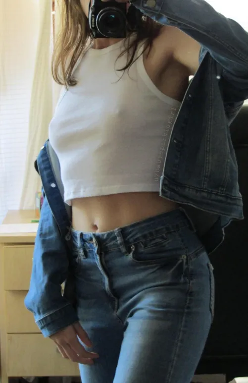Thumbnail BabySparkleGirl's Revealing Jacket Moment and Pokies