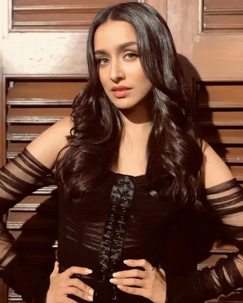 Thumbnail Shraddha Kapoor: Embracing Bollywood Beauty by James007BondUK | Explore the Elegance