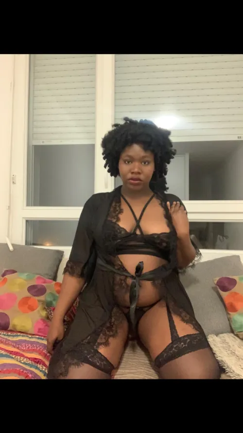 Thumbnail MaelleRuth's Bonne Soire à Vous: EbonyAmateurs Delight