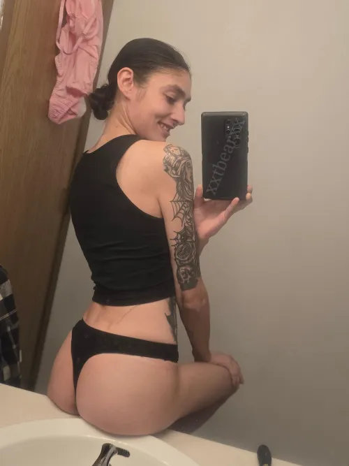 Thumbnail Join xxtinyTbearxx's Shower Session: A Refreshing Invitation