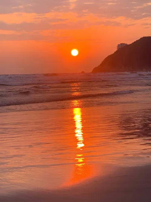 Thumbnail Acapulco Beach Tales by Amazing-Edu2023