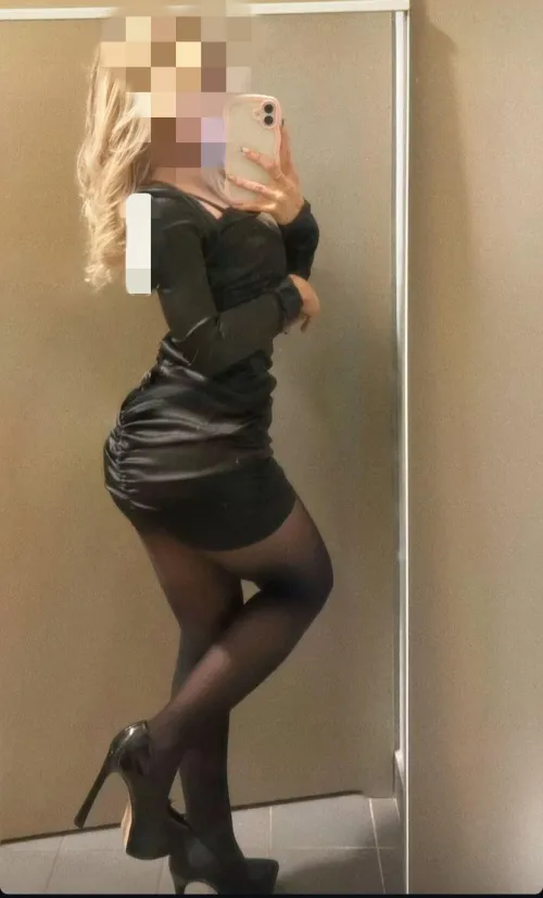 Thumbnail Cute Vibes: Lusty-Lotus Revels in Pantyhose Elegance