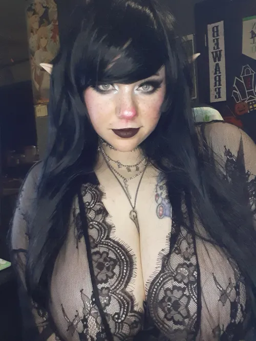 Thumbnail Gothic Night Adventures: Gaming and Pleasure Collide