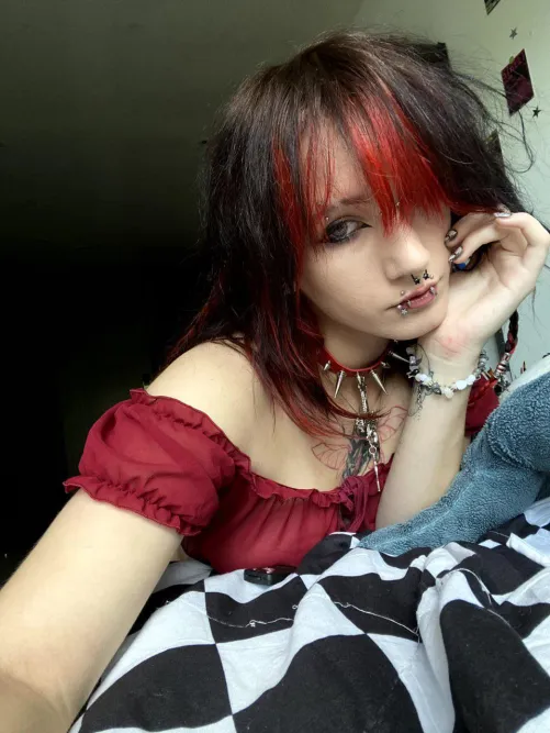 Thumbnail Submissive Gaze: Begging for Control | GoddesMummy