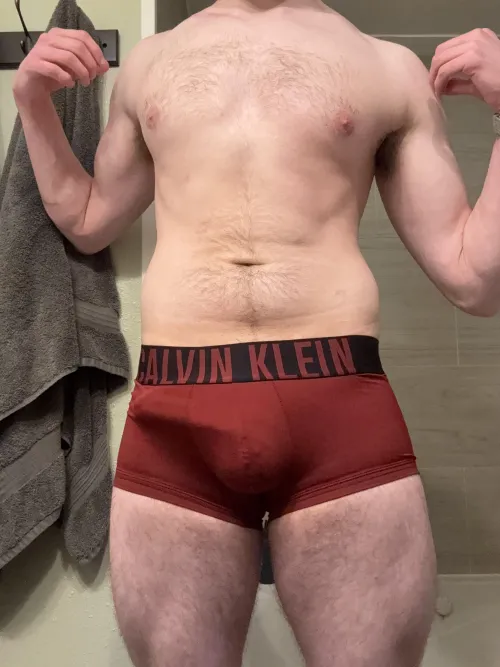Thumbnail Unveiling '21 straight about to shower' by Adorable-Condition84 | Bulges