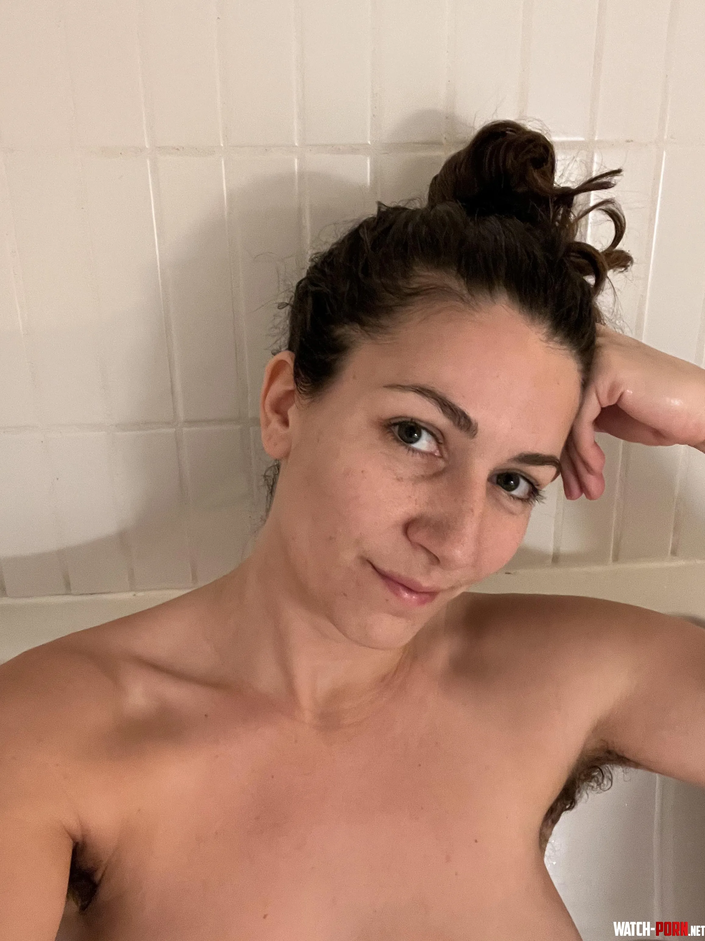 Hairy armpits in the tub by maplesyrup_girl