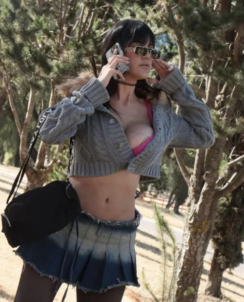 Thumbnail When Your Car Breaks Down: A Sudden Situation by Alejandra_rays in SexyButNotPorn