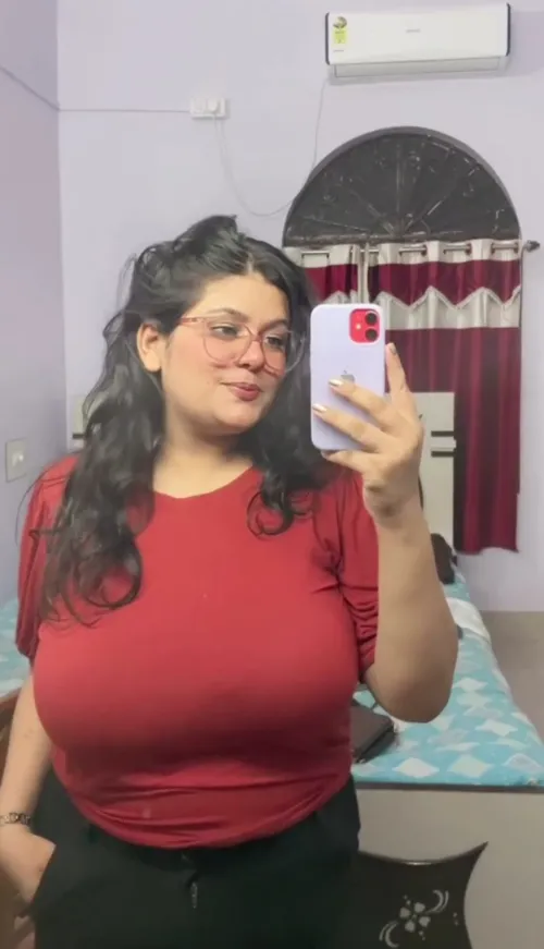 Thumbnail Witness the Beauty: An Amazing Discovery by bullbob2020 | 2busty2hide